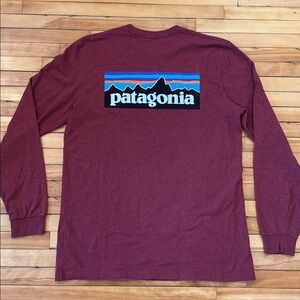 Patagonia long sleeved shirt
